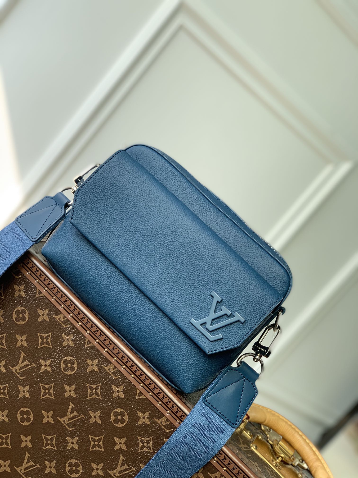 Mens LV Satchel bags